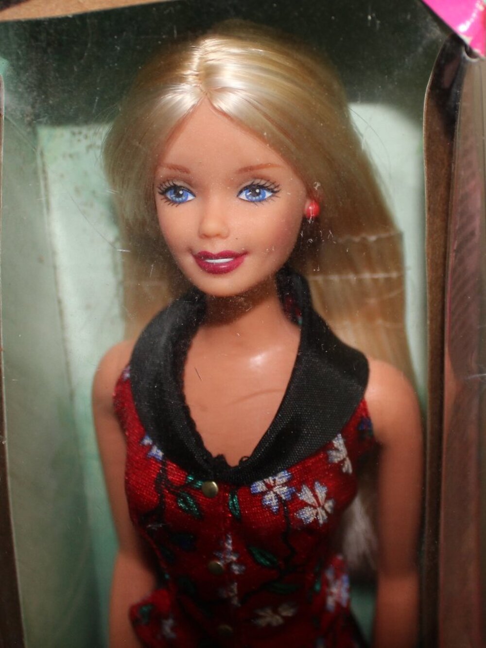 3/$55❤️new sealed damaged box 1998 Barbie Style Fashion Avenue Doll 20766 Mattel
